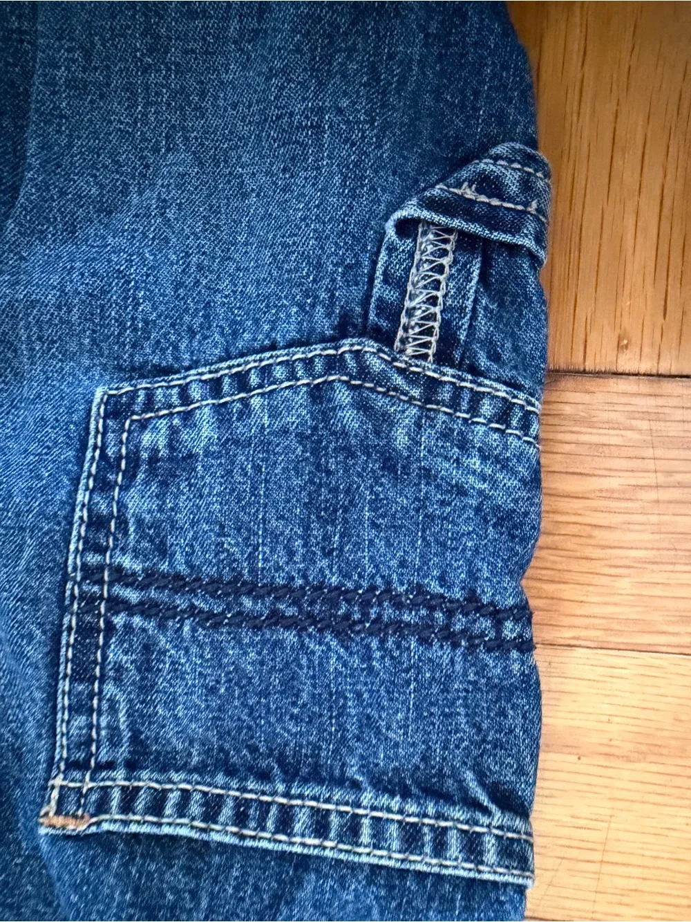 OshKosh B'gosh Classic Blue Denim Kids Overalls Baby Size 3M.